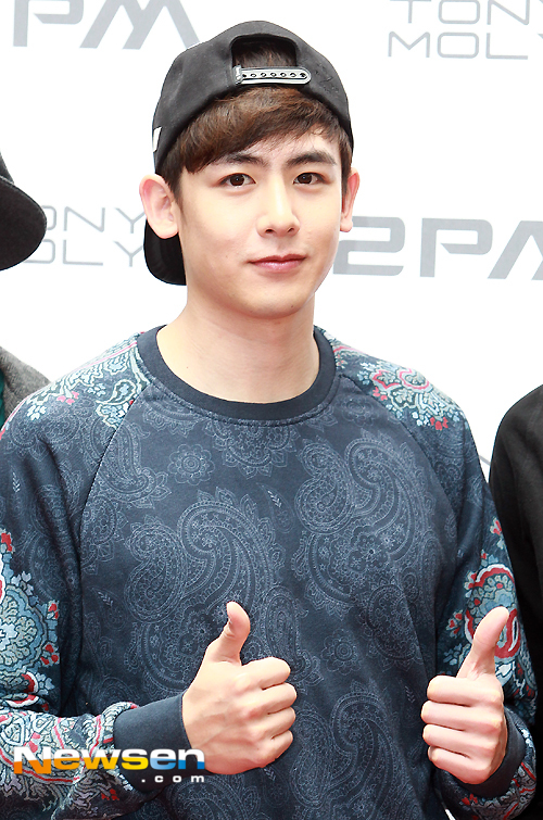 151105-star-2pm-nichkhun-71466