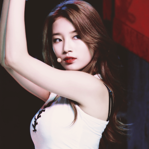 151119-star-suzy2-f84ab