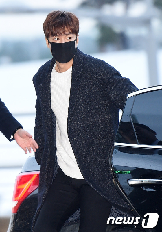 151125-star-leeminho12-74574