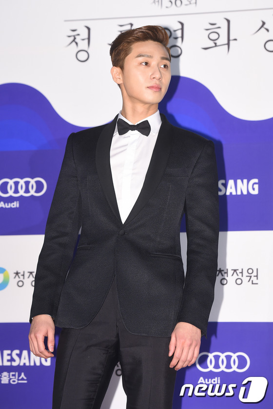 151126-star-parkseojoon-8919b