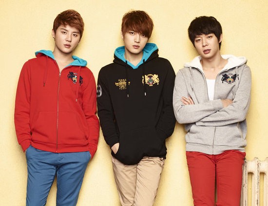 Kpop: Xu hướng thần tượng s&aacute;ng t&aacute;c nhạc gia tăng 2