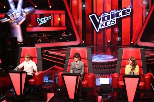 Yoseob (B2ST) là HLV The Voice Hàn phiên bản nhí 3