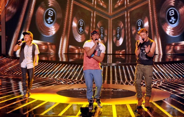 X Factor US: Demi hết anti boygroup "Jonas Brothers xuống cấp" 3