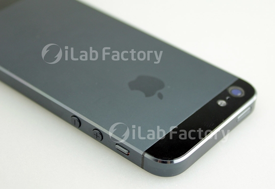 can-canh-thiet-ke-unibody-hoan-hao-cua-iphone-5