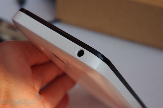 ngam-smartphone-loi-tu-gia-re-nhat-qua-dat