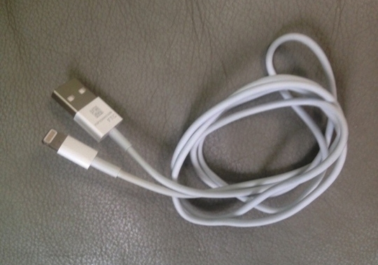 xuat-hien-them-tin-nong-ve-iphone-5