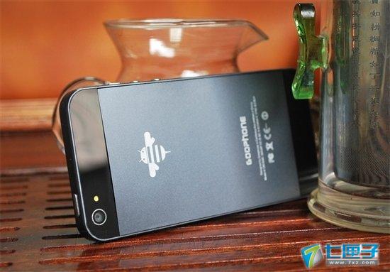 bo-tay-toan-tap-voi-loai-iphone-5-sieu-rom