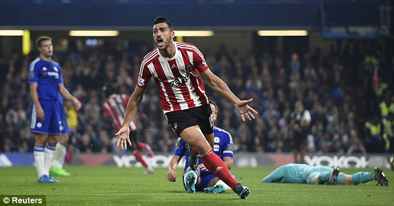 1443895801612_lc_galleryImage_Football_Chelsea_v_Southa (1)-b763f