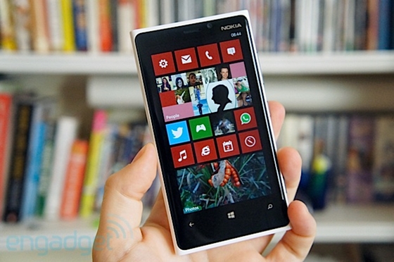 Lumia 920 và sự trở lại của Nokia 1