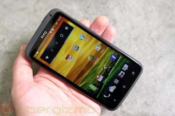 Apple "đình chiến" với HTC 1 Apple "đình chiến" với HTC 1