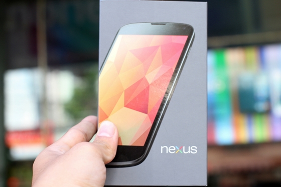 Cận cảnh Nexus 4 tại Việt Nam 1