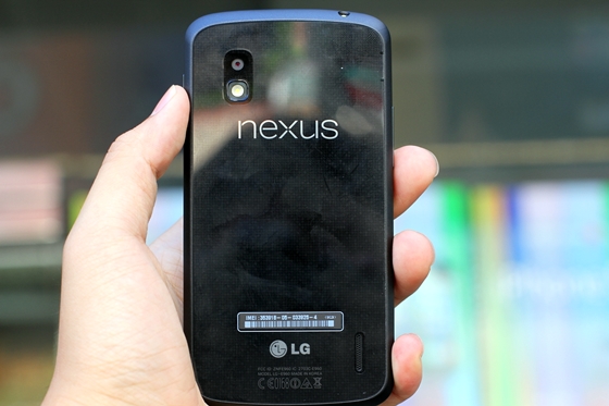 Cận cảnh Nexus 4 tại Việt Nam 7