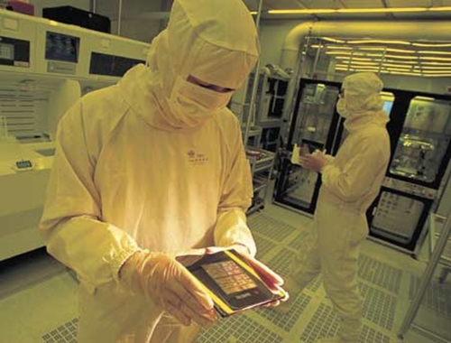 Apple tìm kiếm đối tác sản xuất chip mới 1
