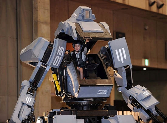 Nhật Bản cho ra mắt robot chiến đấu... như trong phim 6