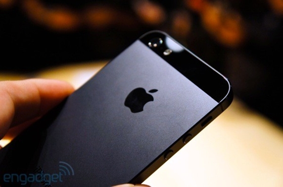 Giá iPhone 5 tại Việt Nam đang giảm mạnh 2