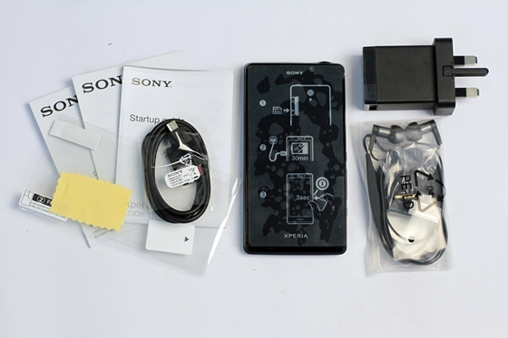 Tr&ecirc;n tay Sony Xperia T - smartphone d&agrave;nh cho điệp vi&ecirc;n 007 15