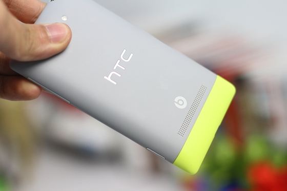 Trên tay HTC Windows Phone 8S - Windows Phone giá tốt 11