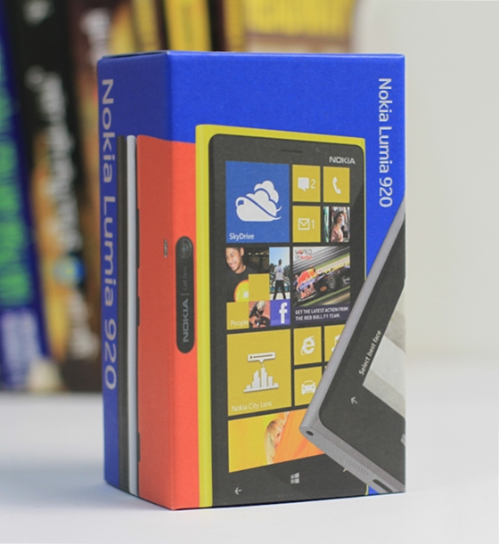 Trên tay Lumia 920 tại Việt Nam - Siêu phẩm Windows Phone 8 1