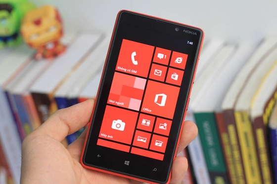 Nokia Lumia 820 về Việt Nam với giá 11 triệu đồng 1