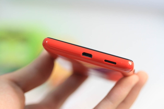 Nokia Lumia 820 về Việt Nam với giá 11 triệu đồng 5