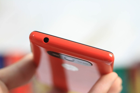 Nokia Lumia 820 về Việt Nam với giá 11 triệu đồng 6