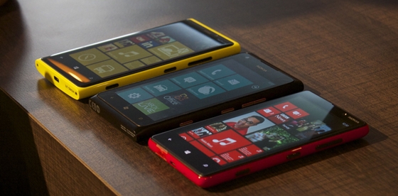 Lumia 920 chính thức được bán với giá 11,5 triệu đồng 2