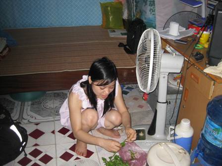 de-ban-va-home-mate-cung-phong-hoa-nhap