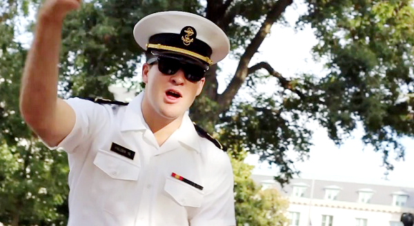 hai-huoc-voi-clip-sv-hoc-vien-hai-quan-nhay-gangnam-style hai-huoc-voi-clip-sv-hoc-vien-hai-quan-nhay-gangnam-style