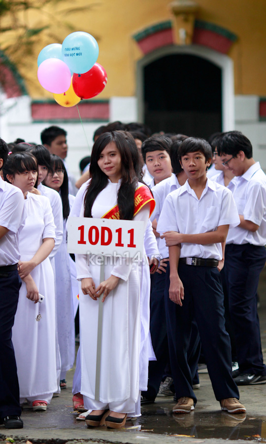 teen-ntmk-va-marie-curie-chao-don-khoi-10-cuc-de-thuong