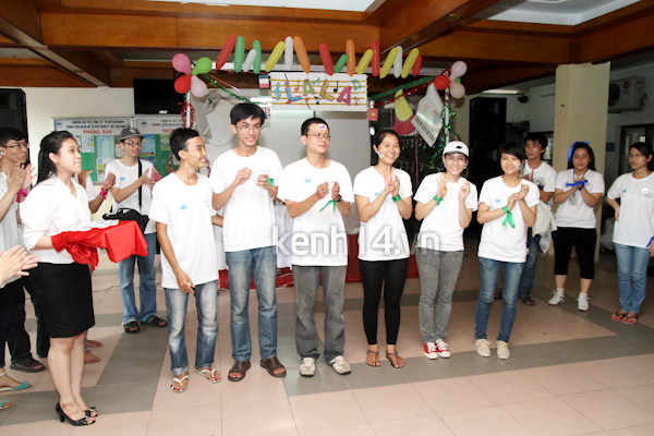 mot-ngay-lan-lon-cuc-vui-cua-sinh-vien-dh-kinh-te