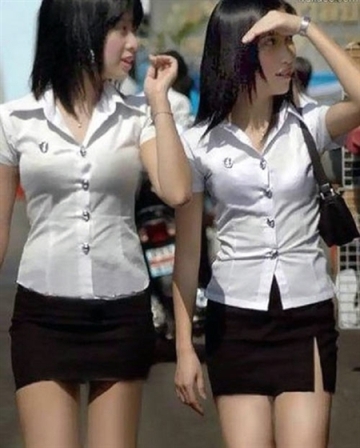 Nữ sinh Thái "học càng cao, váy càng ngắn" 11