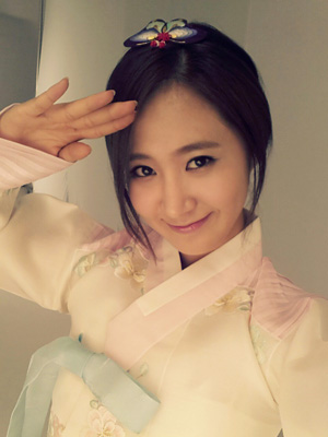 3-mau-snsd-dien-hanbok-chuc-mung-trung-thu