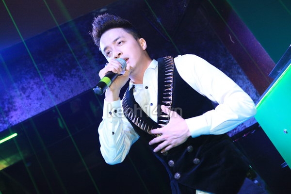 cao-thai-son-tinh-tu-nguoi-yeu-trong-hau-truong