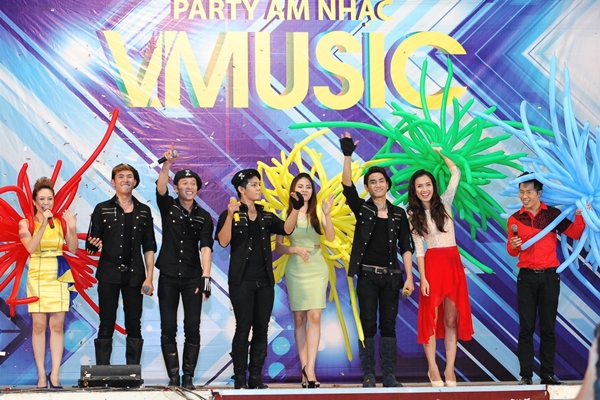 vmusic-bien-hoa-hoanh-trang-trong-party-am-nhac