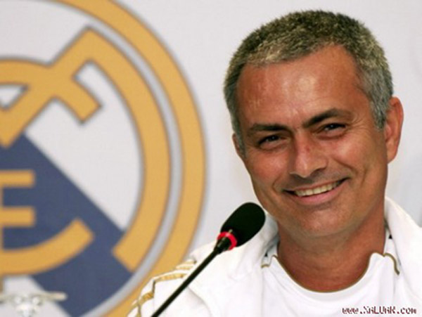 mourinho-khong-quan-tam-den-viec-ronaldo-buon