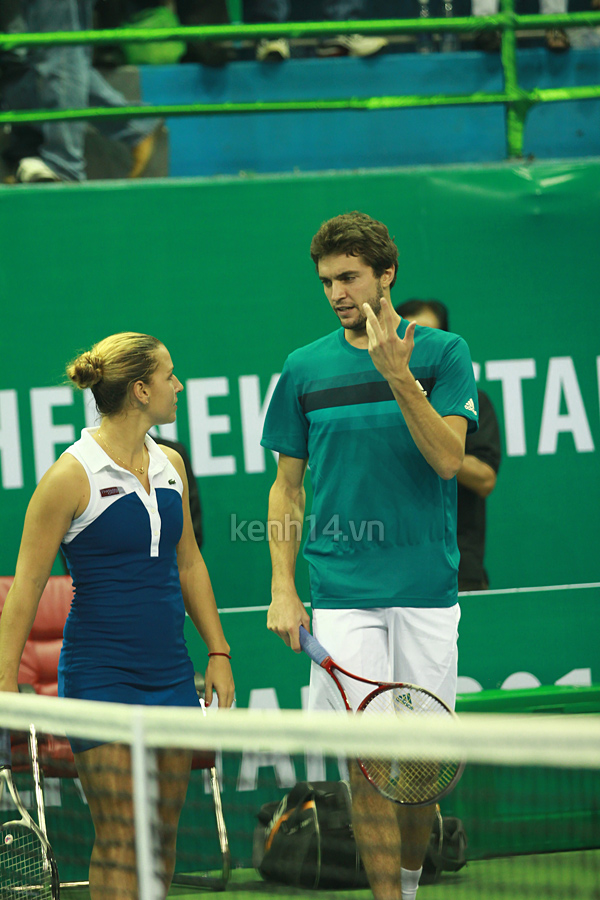 azarenka-toan-thang-trong-cac-tran-thi-dau-tai-viet-nam