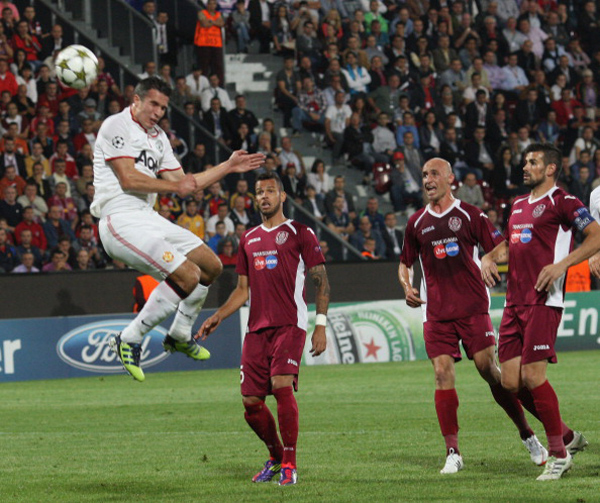 cfr-clu-mu-rooney-persie-toa-sang