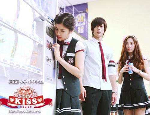 Kim Hyun Joong lại Nhật tiến cùng "Playful Kiss"  6