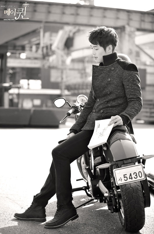 Han Ji Hye tận tình chăm sóc trai đẹp 7