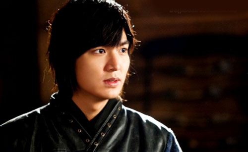 "Tướng quân" Lee Min Ho đối diện với cái chết 3