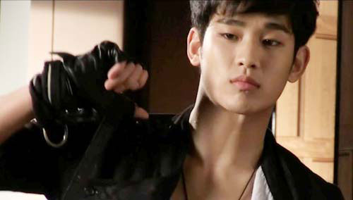 Kim Soo Hyun – Suzy cùng chinh chiến ở Rồng Xanh 1