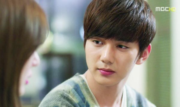 Yoo Seung Ho cầu hôn Yoon Eun Hye 3