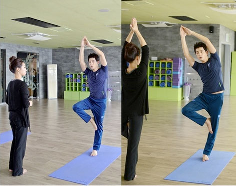 "Romeo xứ Hàn" suýt ngã nhào xuống sàn tập Yoga 2