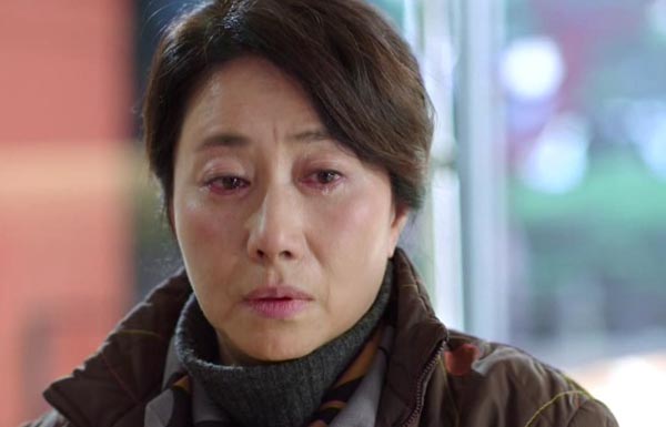 Nhận lại mẹ ruột, Yoon Eun Hye khóc nức nở 3