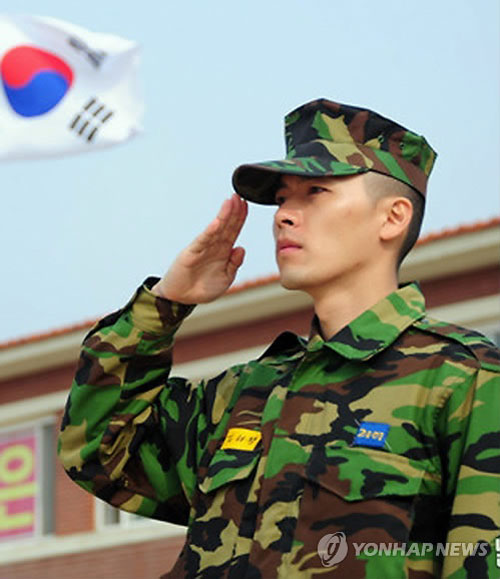 Sự trở lại của những "anh lính" xứ Hàn 9
