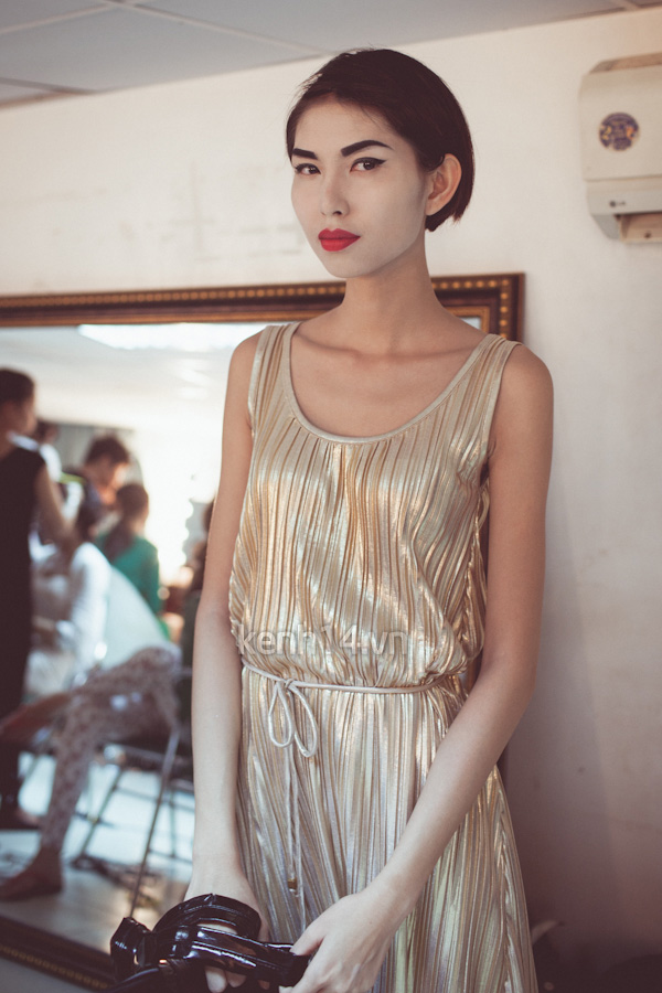 dot-nhap-hau-truong-dep-fashion-runway-2 dot-nhap-hau-truong-dep-fashion-runway-2