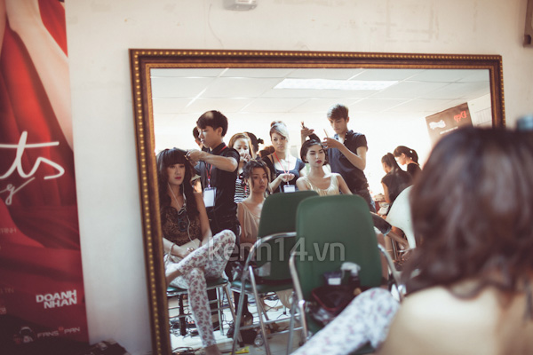 dot-nhap-hau-truong-dep-fashion-runway-2 dot-nhap-hau-truong-dep-fashion-runway-2