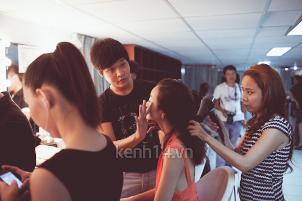 dot-nhap-hau-truong-dep-fashion-runway-2 dot-nhap-hau-truong-dep-fashion-runway-2