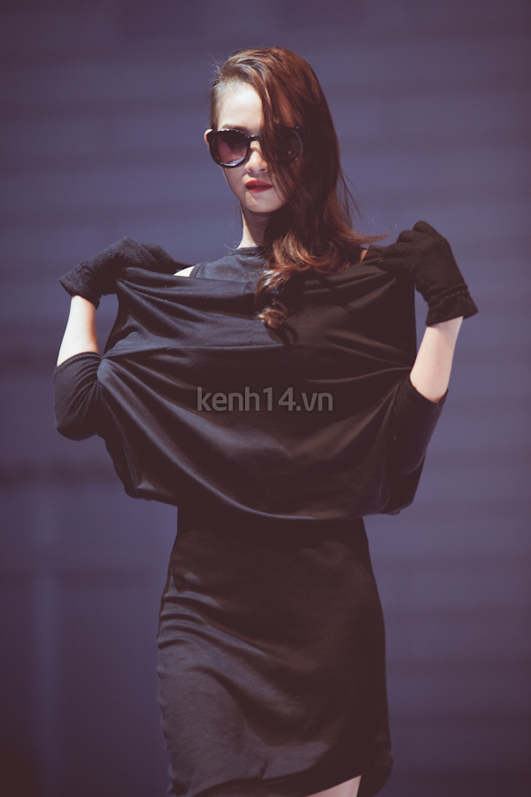 xem-dep-fashion-runway-cap-nhat-xu-huong-thudong-2012