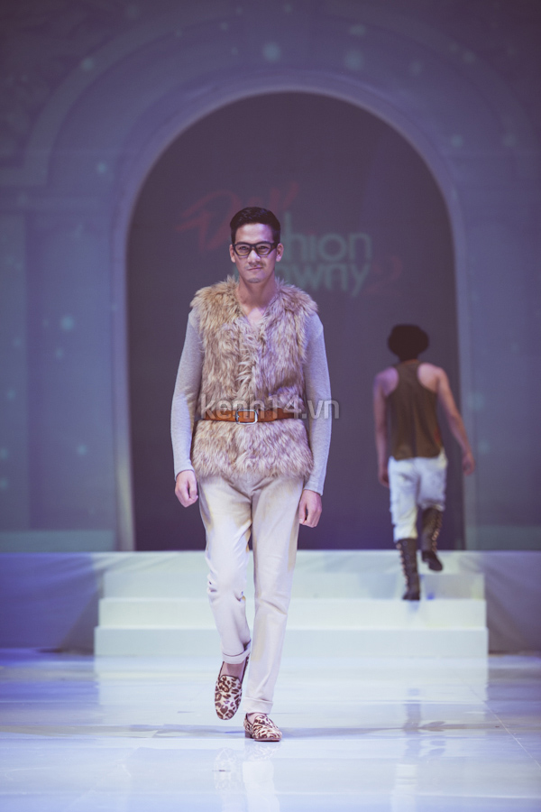 xem-dep-fashion-runway-cap-nhat-xu-huong-thudong-2012